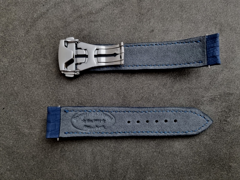 For Sale: Baltic Blue Teju Lizard for Grand Seiko Snowflake