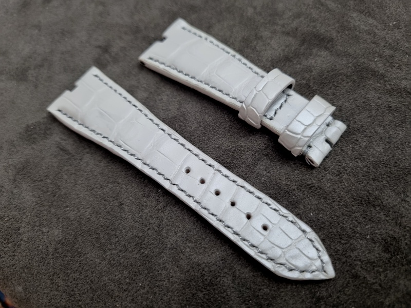 Ivory Pearlescent Alligator for Roger Dubois Sympathy