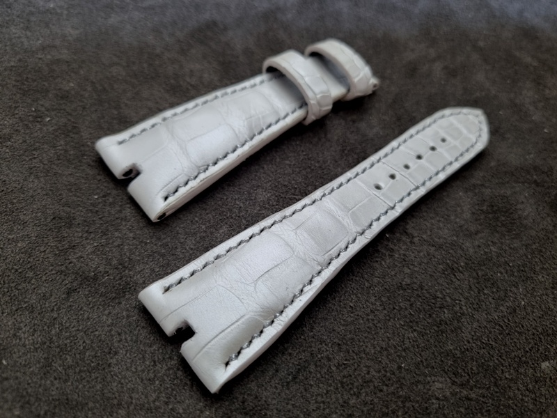 Ivory Pearlescent Alligator for Roger Dubois Sympathy
