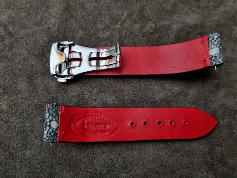 Extreme durability - our Nappa Kangaroo leather