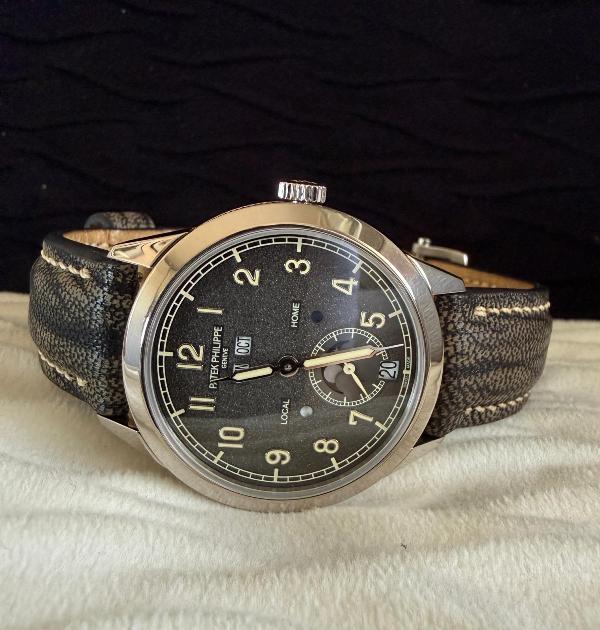 Patek Philippe 5326G: A Bespoke Old English Grey Goat Strap