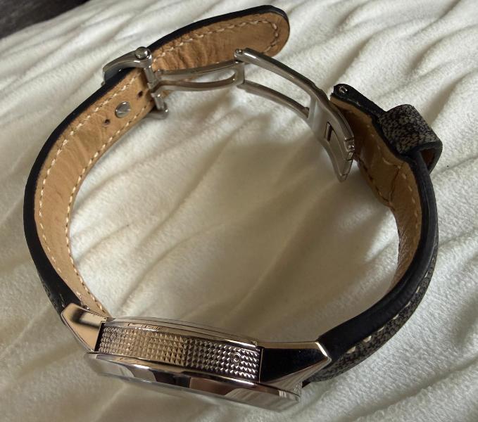 Patek Philippe 5326G: A Bespoke Old English Grey Goat Strap